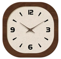 Horloge murale vintage carrée Parisienne de Côté Horloge, design élégant et style rétro pour décoration intérieure.