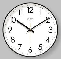 Horloge murale en albâtre de style classique, conçue par Côté Horloge, avec un cadran élégant et détails raffinés.