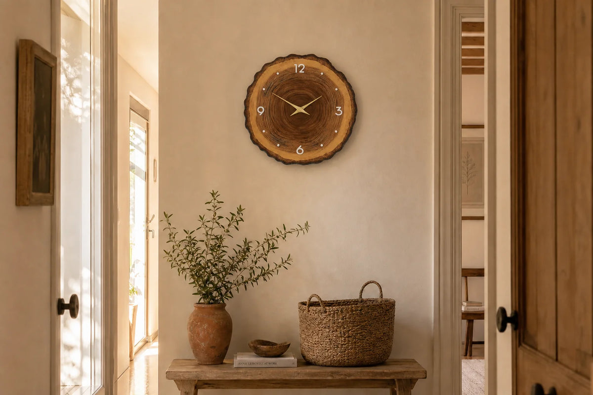 Cernes, autre variante de coloris de l'horloge murale en bois