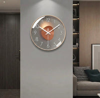 Horloge murale en cuivre de style design cuivré, créée par Côté Horloge, avec un cadran élégant et moderne.