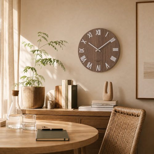 Aurore — Horloge Murale Bois Ajourée Chiffres Arabes