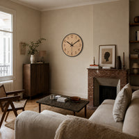 Frêne — Horloge Murale Design Bois Clair et Détails Noirs