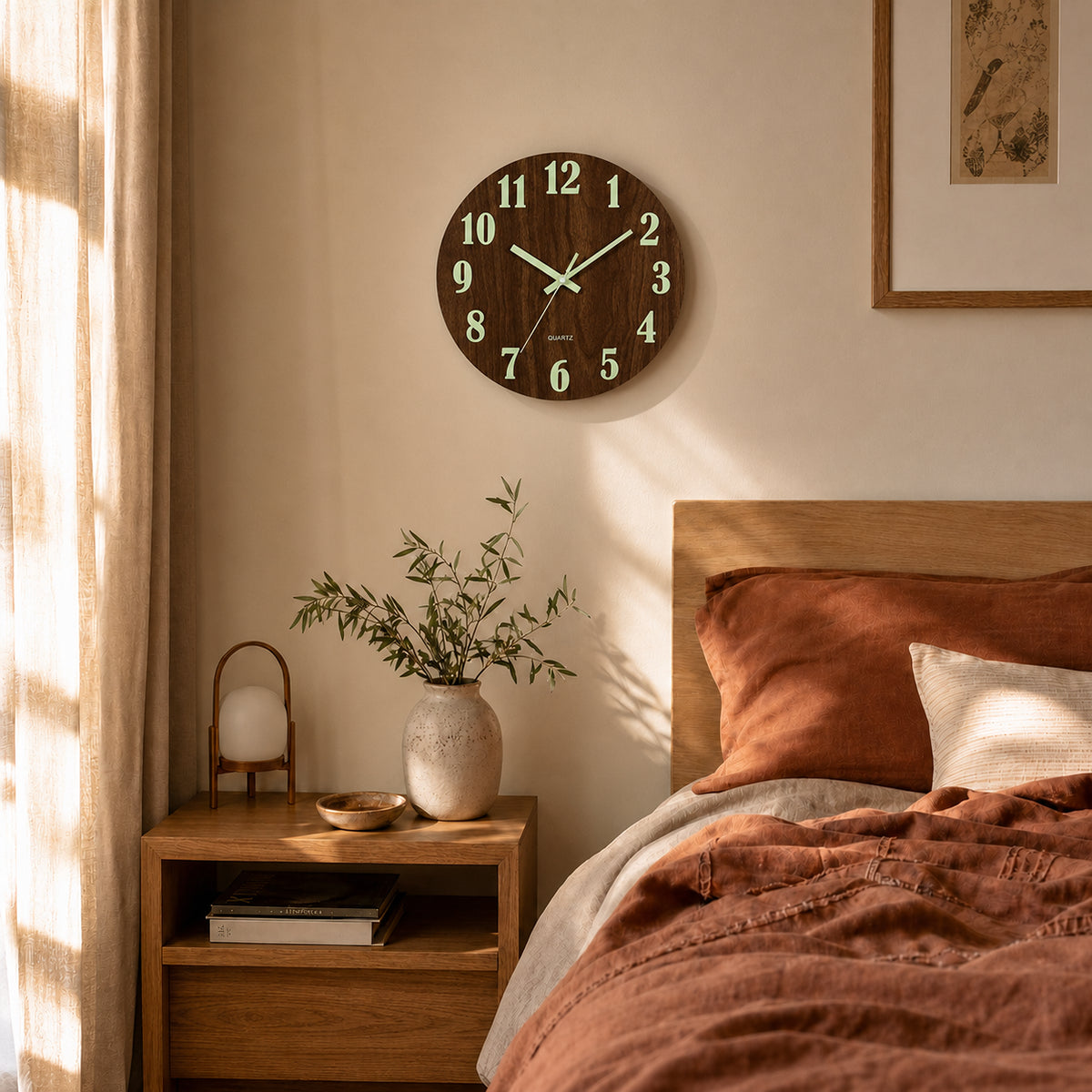 Nocturne — Horloge Murale Bois Lumineuse Effet Veilleuse