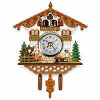 Alsace, horloge coucou murale chalet en bois vintage, vue principale du cadran, Côté Horloge