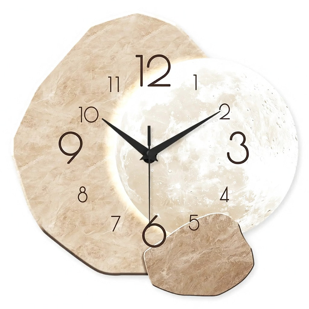 Horloge murale Kanso au design japandi, cadran épuré et cadre bois clair, Côté Horloge