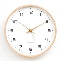 Horloge murale design nordique Lagom en bois massif, style moderne et élégant, fabriquée par Côté Horloge.
