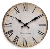 Londres, horloge murale vintage chiffres romains, vue principale du cadran