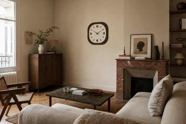 Parisienne — Horloge Murale Design Vintage Carrée