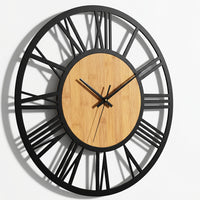 Grande Horloge Romaine Chiffres Romains Métal et Bois de Côté Horloge