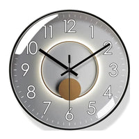 Horloge murale design clair Solaria de Côté Horloge avec cadran moderne et épuré, parfait pour une décoration contemporaine.